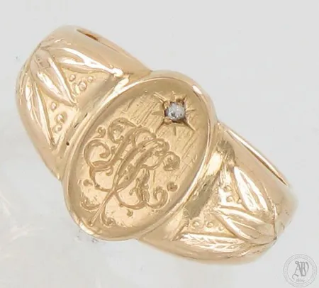 Timanttisormus 1xn.0.005ct, kaiverrettu, koko 16½, 585, paino 6,2g
