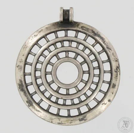 Riipus Kalevala Koru, Ø 45mm, 916, paino 11,8g 