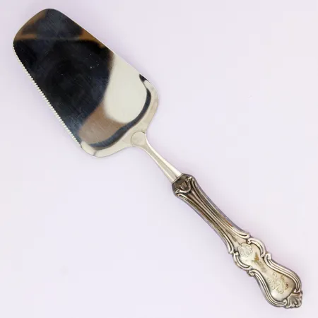 Kakkulapio, Romantica, kaiverrettu, pituus 22,5cm, 830br, paino 59,0g