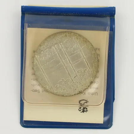 Juhlaraha, Urho Kekkonen 1975, nimellisarvo 10 markkaa, 500, paino 23,7g Lähetetään postipakettina.