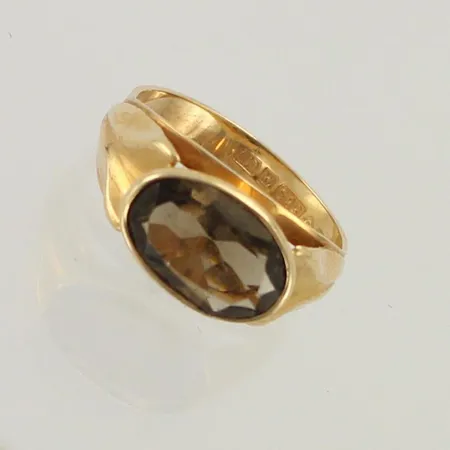 Kivisormus, koko 17¾, 585br, paino 2,8g 