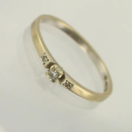 Timanttisormus 1xn.0.02ct 2xn.0.005ct, koko 17½, 750, paino 1,6g
