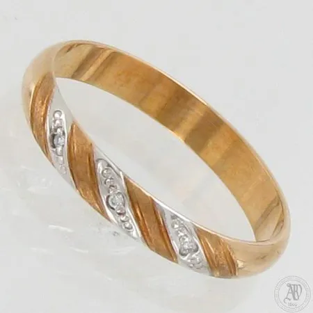 Timanttisormus 3xn.0.005ct, koko 17½, 585, paino 1,8g