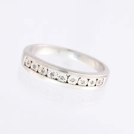 Timanttisormus 9xn.0.005ct, koko 19, 925, paino 3,2g