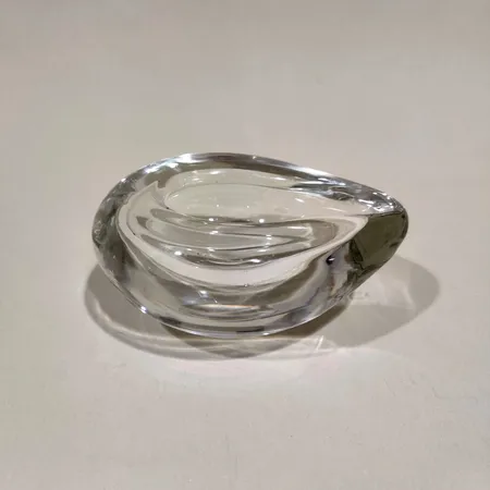 Piippukuppi Iittala, signeeraus Tapio Wirkkala Iittala, korkeus 55mm, Ø 112mm Lähetetään postipakettina.