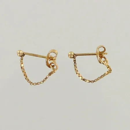 Korvakorut, korkeus 13mm, 585, paino 0,8g 