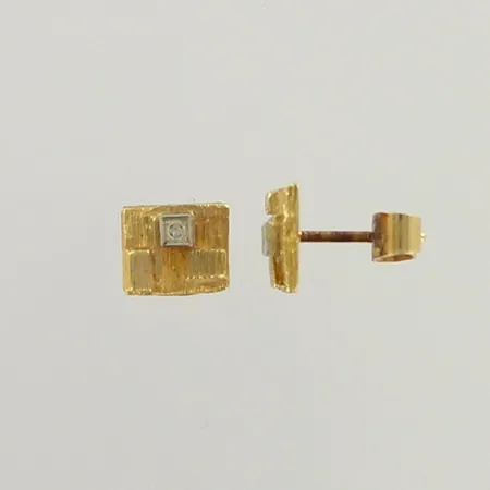 Timanttikorvakorut 2xn.0.02ct, Lapponia, mitat 7x8mm, 750 kelta- ja valkokulta, paino 2,3g