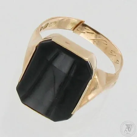Viallinen kivisormus, koko 17¾, 585br, paino 3,8g