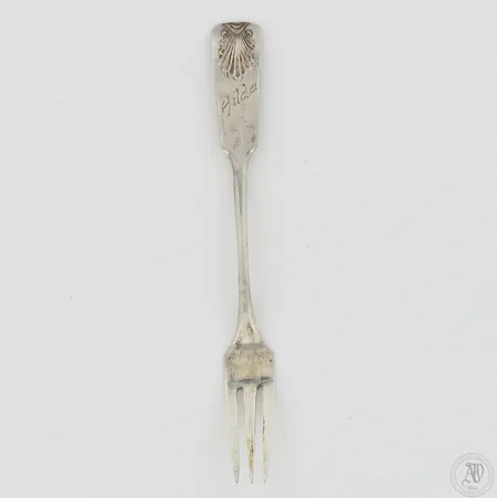 Otinhaarukka, kaiverrettu, Musla, pituus 120mm, 813, paino 8,6g