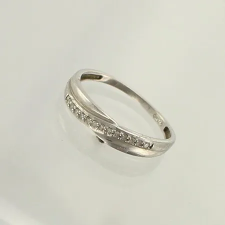 Timanttisormus 13xn.0.005ct, koko 16, 585 valkokulta, paino 1,3g