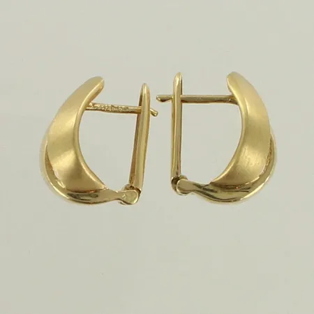 Korvakorut, korkeus 18mm, 585, paino 6,0g 