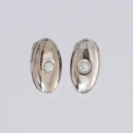 Timanttikorvakorut 2xn.0.05ct, korkeus 11mm, 585, paino 3,4g