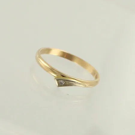 Timanttisormus 1xn.0.01ct, koko 16¾, 585, paino 1,4g 