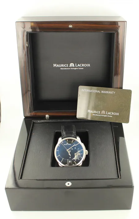 Rannekello Maurice Lacroix , sr. pt6118-ss001-331 , ref:AP25212, taulun Ø 43mm, rannekkeessa pientä kulumaa,  laatikko ja paperit, kellotyyny puuttuu, kuitti