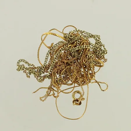 Viallisia ketjuja, 585, paino 8,4g 