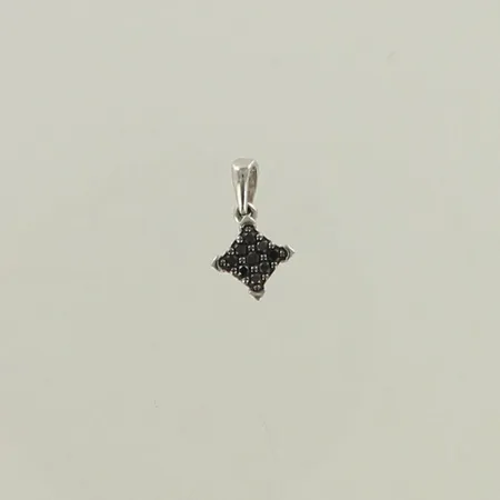 Timanttiriipus 9xn.0.01ct (mustat timantit), korkeus 13mm, 585 valkokulta, paino 0,6g 