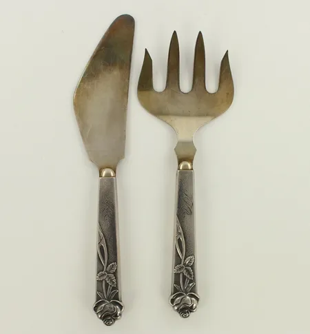 Kakkuottimet, kaiverrettu, pituus 155-175mm, 813, paino 73,1g 
