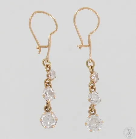 Kivikorvakorut, korkeus 35mm, 585br, paino 1,7g