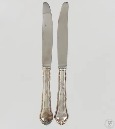 Kaksi veistä, Chippendale, 185mm, 830br, paino 117,5g