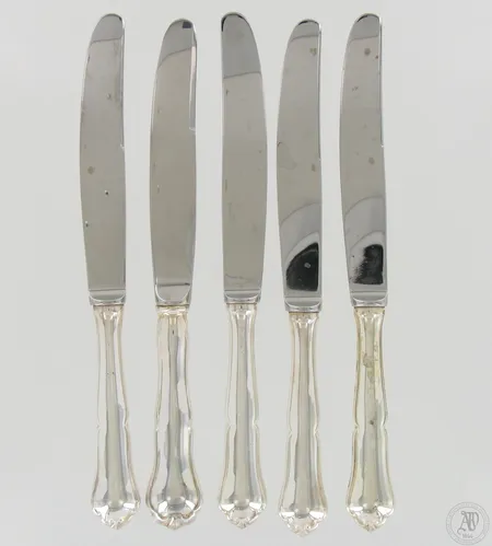 Viisi veistä, Chippendale, 205mm, 830br, paino 245,8g