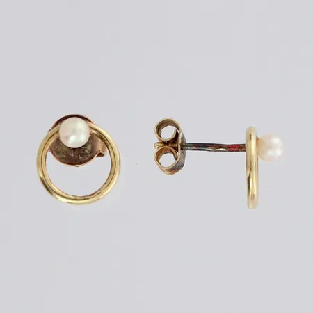 Helmikorvakorut, korkeus 8mm, 585br, paino 0,7g