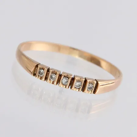 Timanttisormus 5xn.0.005ct, koko 18½, 585, paino 1,3g