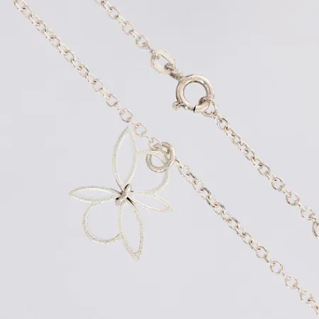 Kaulakoru, Kalevala Koru, ketjun pituus 44cm ja riipuksen korkeus 22mm, 925, paino 5,2g