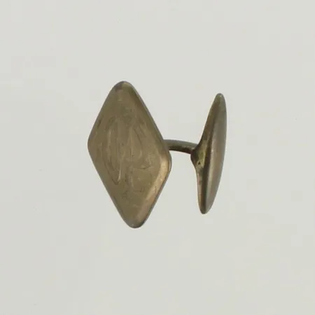 Kalvosinnappi, korkeus 24mm, 813 hopea, paino 5,2g 