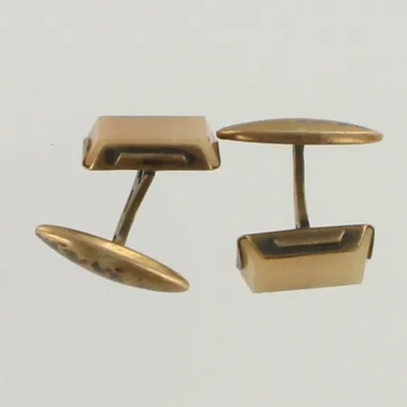 Kalvosinnapit kivillä, korkeus 16mm, 875br hopeaa, paino 7,4g 