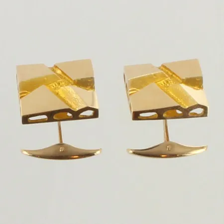 Kalvosinnapit, korkeus 17mm, 585br, paino 11,8g 