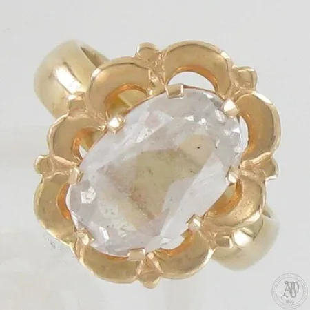 Kivisormus, koko 19¼, 585br, paino 9,3g