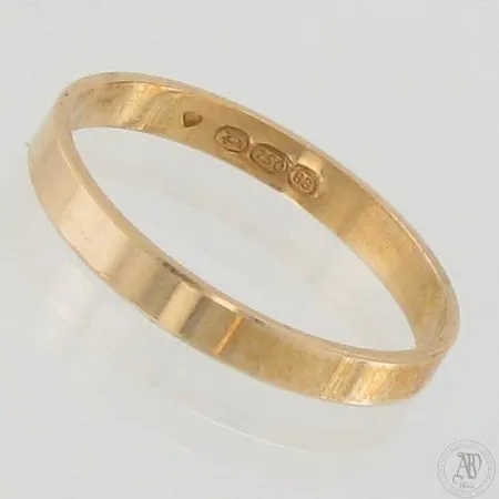 Sileä sormus, koko 20¼, 750, paino 2,7g