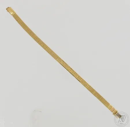 Rannekoru, käytön jälkiä, pituus 190mm, 750, paino 16,2g