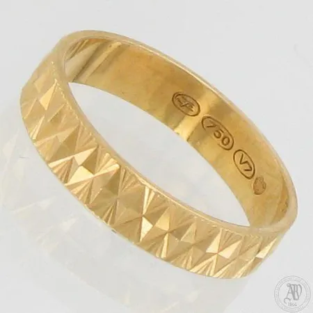 Kuvioitu sormus, koko 16½, 750, paino 2,7g