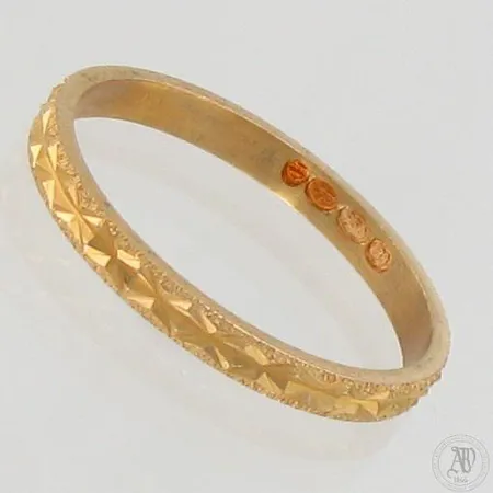 Kuvioitu sormus, koko 20½, 750, paino 3,0g