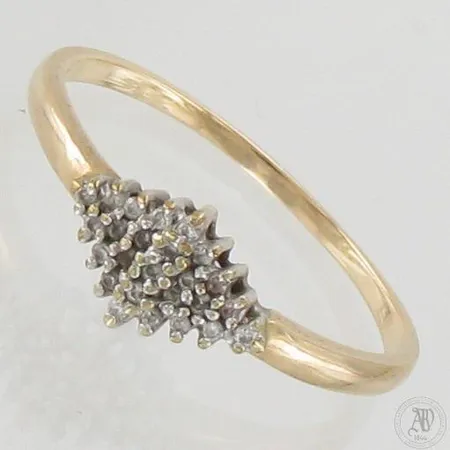 Timanttisormus 25xn.0.005ct, koko 20½, rasia, 585, paino 2,5g