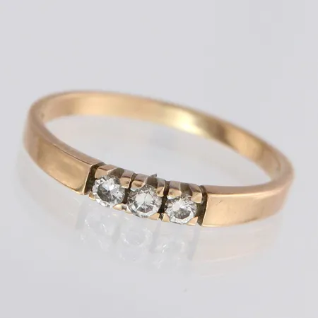 Timanttisormus 3xn.0.05ct, koko 17¾, 585br, paino 2,1g