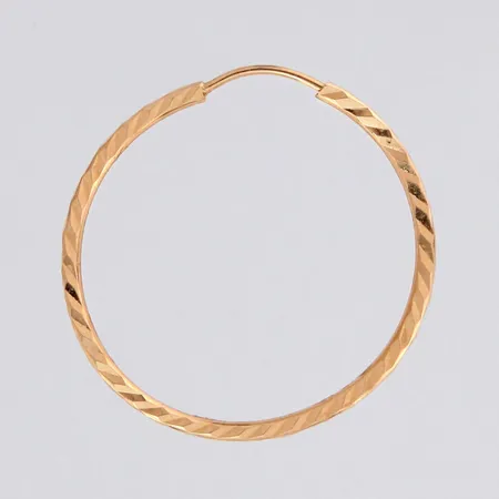 Korvarengas, korkeus 26mm, 750, paino 0,8g