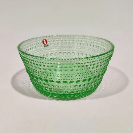 Jälkiruokakulho Iittala, Kastehelmi, Ø 110mm, vihreä Lähetetään postipakettina.