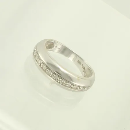 Timanttisormus 11xn.0.012ct, koko 16¼, 585 valkokulta 3,0g