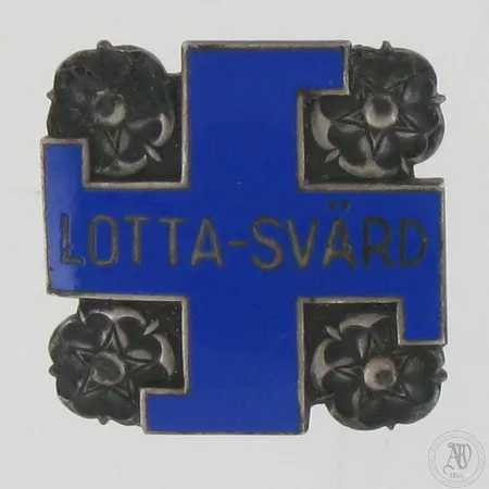 Jäsenmerkki, Lotta Svärd, numero 102196, valmistettu 1940, 813br, paino 8,6g