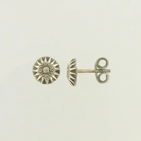 Korvakorut, 68,3mm, 813, paino 1,5g 