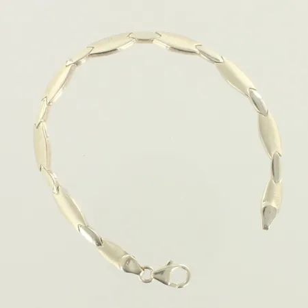 Rannekoru, pituus 19mm, 925, paino 10,8g 