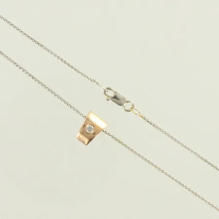 Timanttikaulakoru 1xn.0.05ct, riipuksen korkeus 10mm, ketjun pituus 42cm, 585 puna ja valkokulta, paino 4,2g 