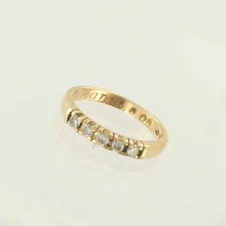Timanttisormus 5xn.0.05ct, kaiverrettu, koko 16½, 585, paino 2,6g 