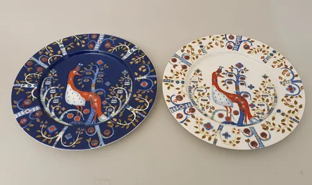 Kaksi lautasta, Iittala, Taika, Ø 22cm