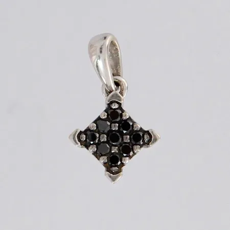 Kiviriipus, korkeus 13mm, 585br valkokulta, paino 0,6g Paino: 0,6 g