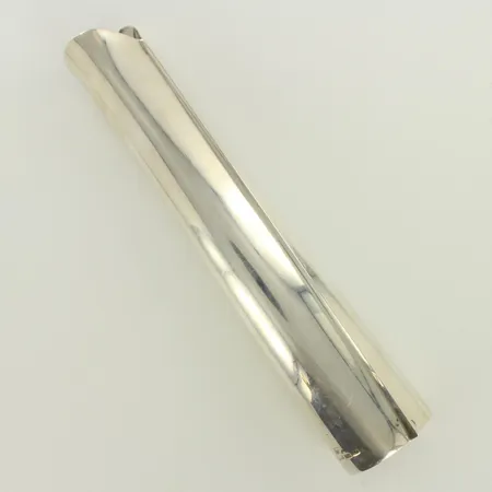 Maljakko, signeeraus TW, 916br hopea, korkeus 195mm, paino 204,3g 