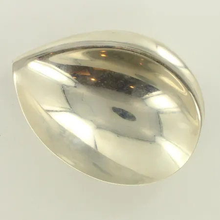 Hopeinen tuhkakuppi, signeeraus TW, kaiverrettu, pituus 120mm, 916hopea, paino 61,2g 