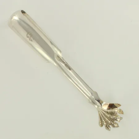 Sokeri-pihdit, kaiverrettu, pituus 124mm, 813hopea , paino 24,6g 